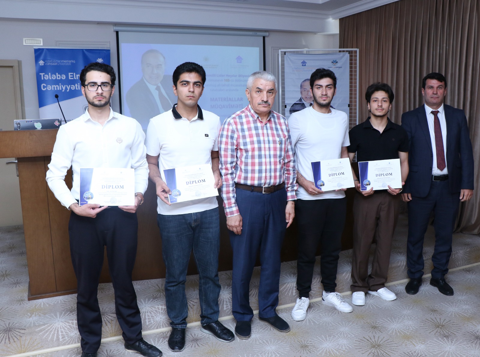 Materiallar Müqaviməti üzrə Respublika Olimpiadasının qalibləri mükafatlandırılıb (FOTO)