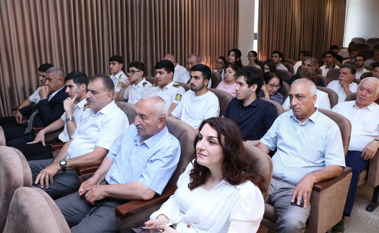 Materiallar Müqaviməti üzrə Respublika Olimpiadasının qalibləri mükafatlandırılıb (FOTO)