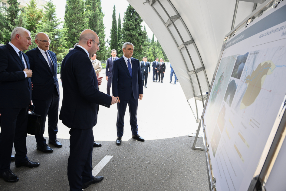 Əlaqələndirmə Qərargahının iclasının iştirakçıları Ağdərə şəhərinin Baş planı ilə tanış olublar (FOTO)