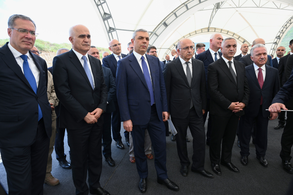 Əlaqələndirmə Qərargahının iclasının iştirakçıları “Dəmirli” Filiz Emalı Kompleksində görülən işlərlə tanış olublar (FOTO)