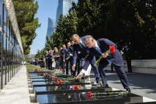 Səhiyyə Nazirliyi Tibb İşçilərinin Peşə Bayramı Gününü qeyd edib (FOTO)