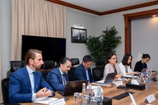 ADY və Asiya İnfrastruktur İnvestisiya Bankı gələcək əməkdaşlığı müzakirə edib (FOTO)