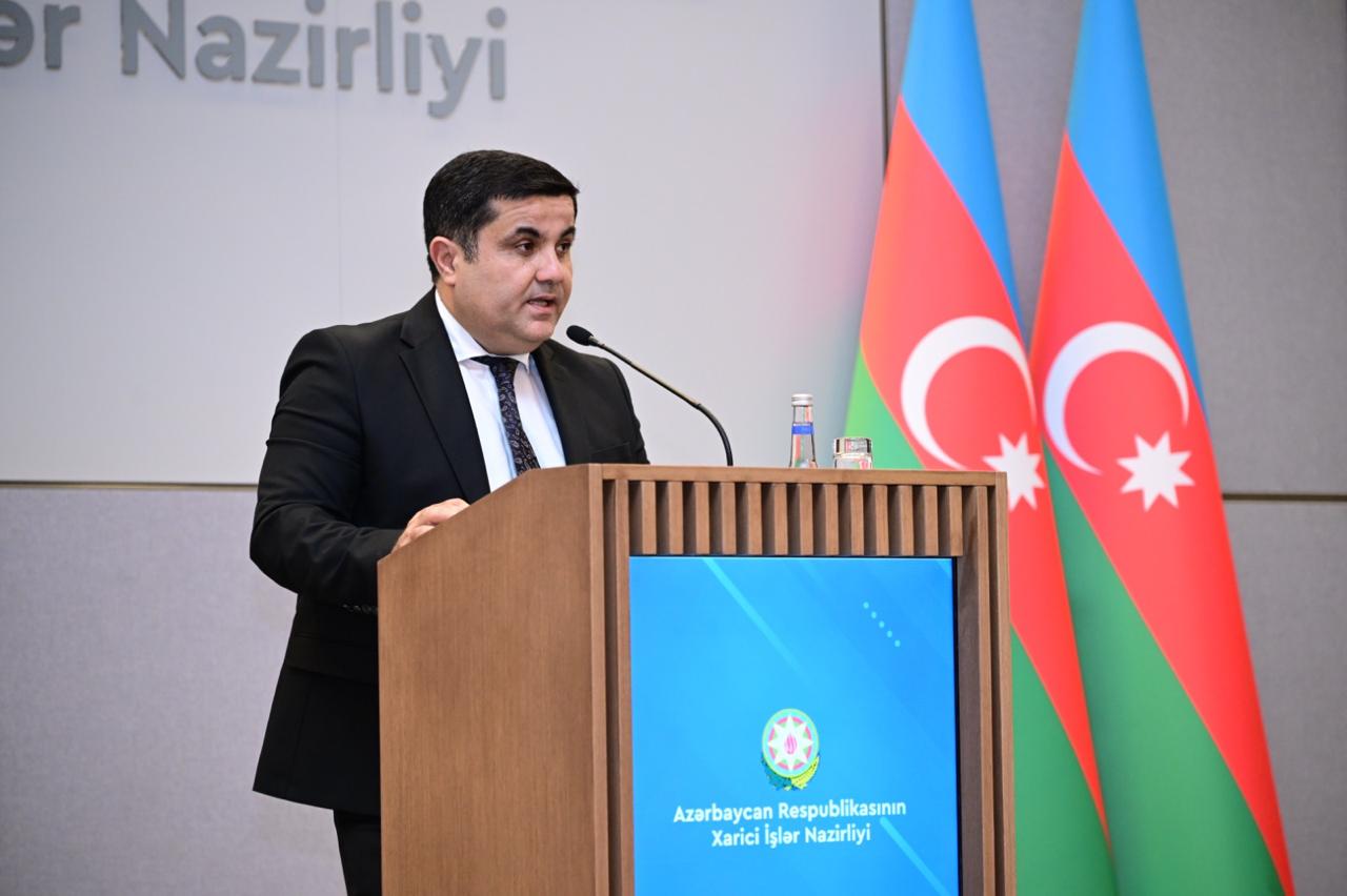 Bakıda dövlət xidmətləri ilə insan hüquqlarının təşviq edilməsi müzakirə olunub (FOTO)