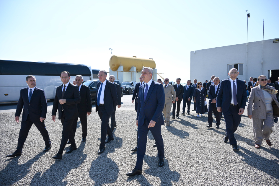Əlaqələndirmə Qərargahının üzvlərinin Ağdərə və Xocalı rayonlarına səfəri başlayıb (FOTO)