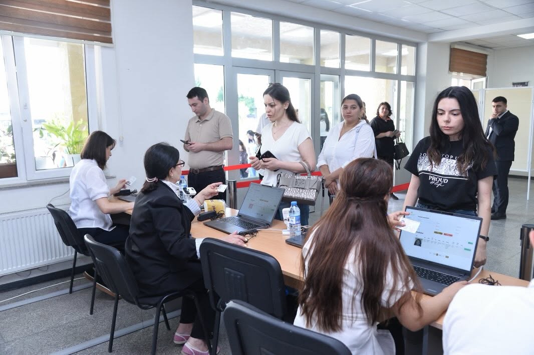 Müəllimlərin sertifikasiya imtahanı başlayıb (FOTO/VİDEO)