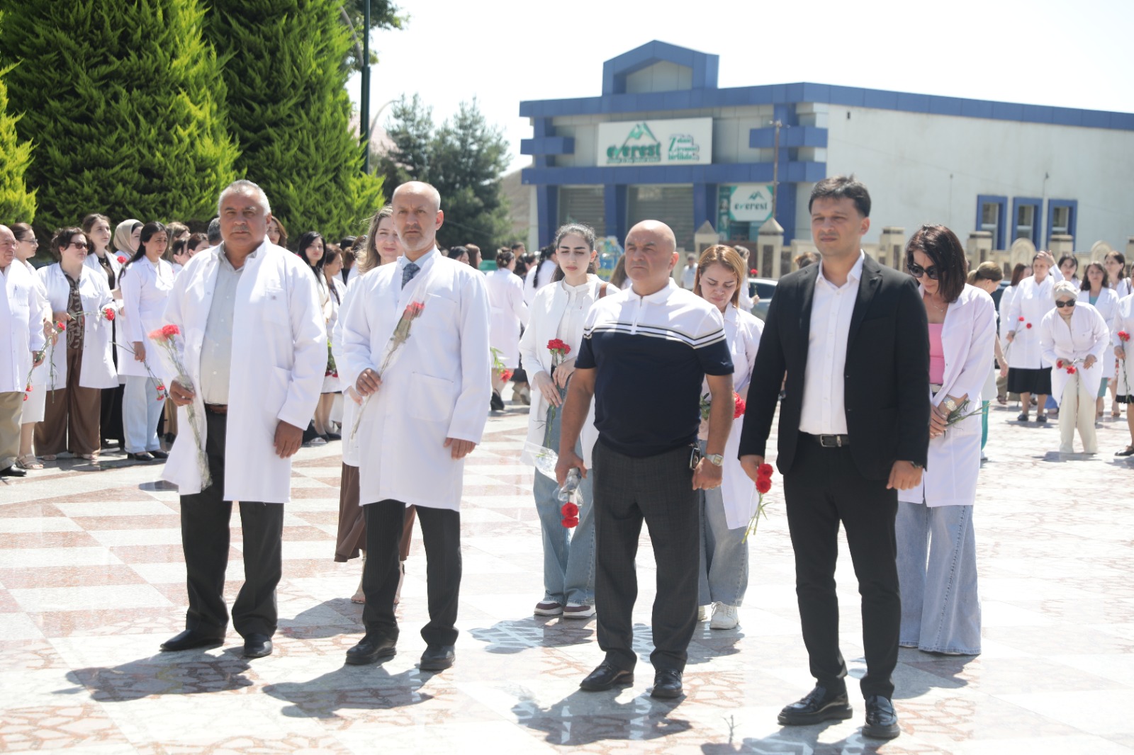 Xaçmaz rayonunda Tibb İşçilərinin Peşə Bayramı Günü qeyd olunub (FOTO)