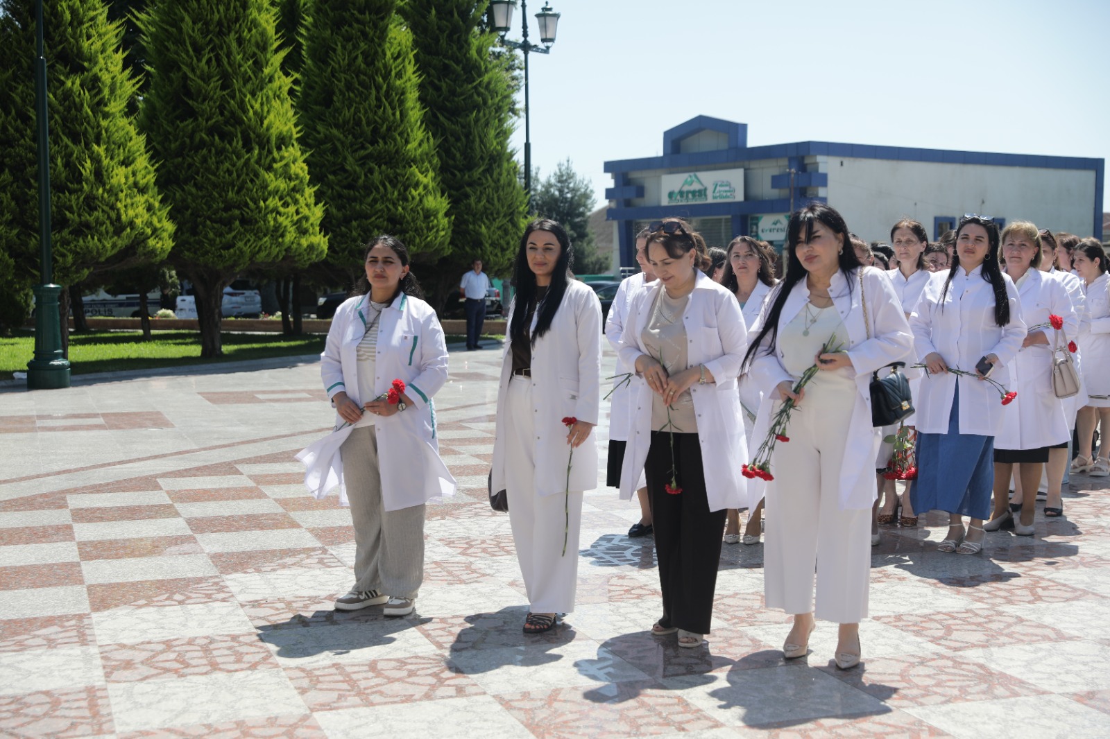 Xaçmaz rayonunda Tibb İşçilərinin Peşə Bayramı Günü qeyd olunub (FOTO)