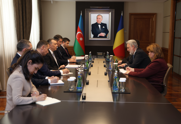 Azərbayca-Rumıniya strateji tərəfdaşlıq münasibətlərinin inkişafı müzakirə edildi (FOTO)