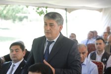 Xaçmaz Rayon İcra Hakimiyyətinin başçısı Elnur Rzayev Gülalan kəndində vətəndaşlarla görüşüb (FOTO)