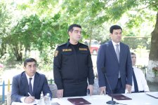 Xaçmaz Rayon İcra Hakimiyyətinin başçısı Elnur Rzayev Gülalan kəndində vətəndaşlarla görüşüb (FOTO)
