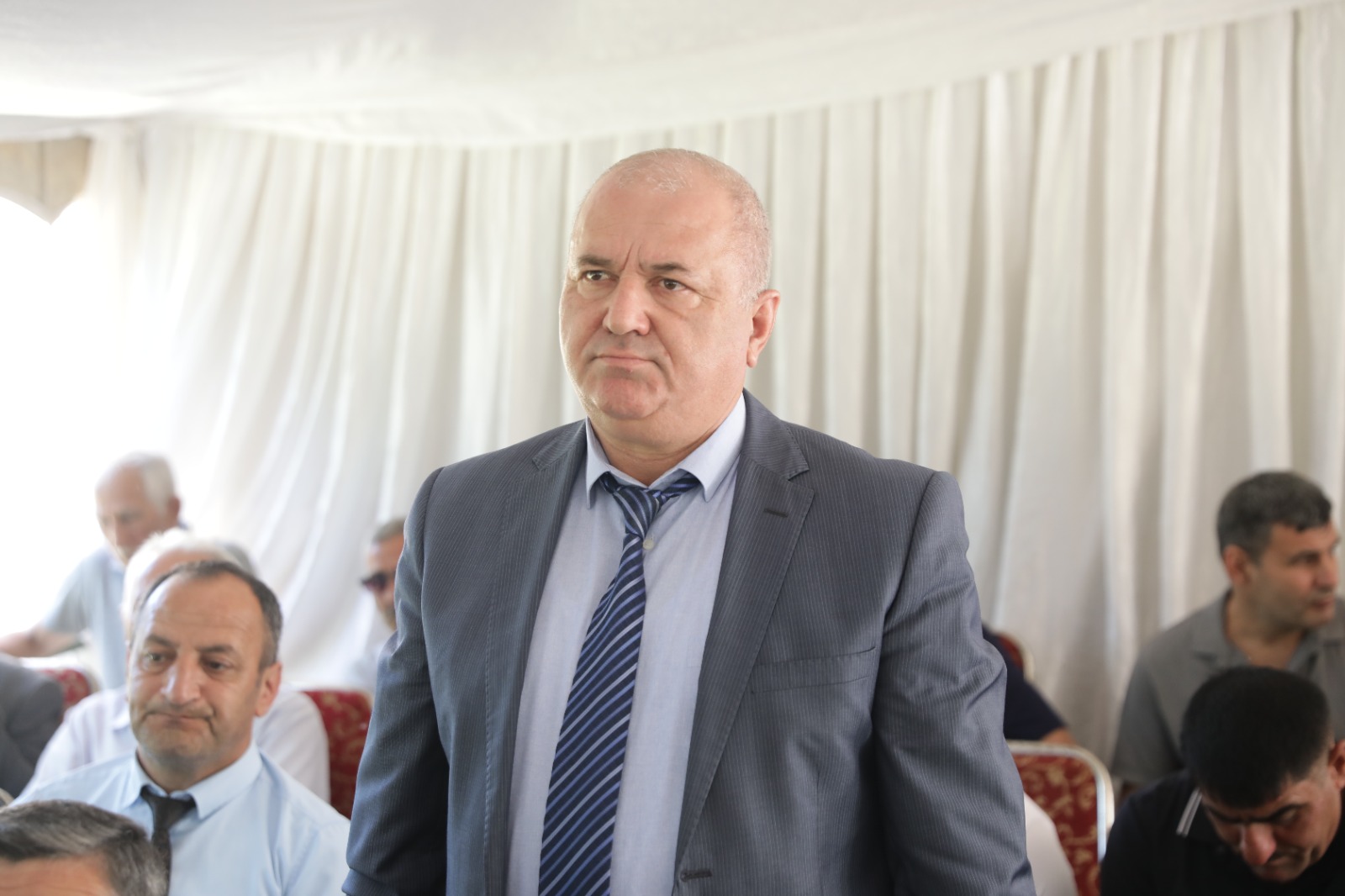 Xaçmaz Rayon İcra Hakimiyyətinin başçısı Elnur Rzayev Gülalan kəndində vətəndaşlarla görüşüb (FOTO)