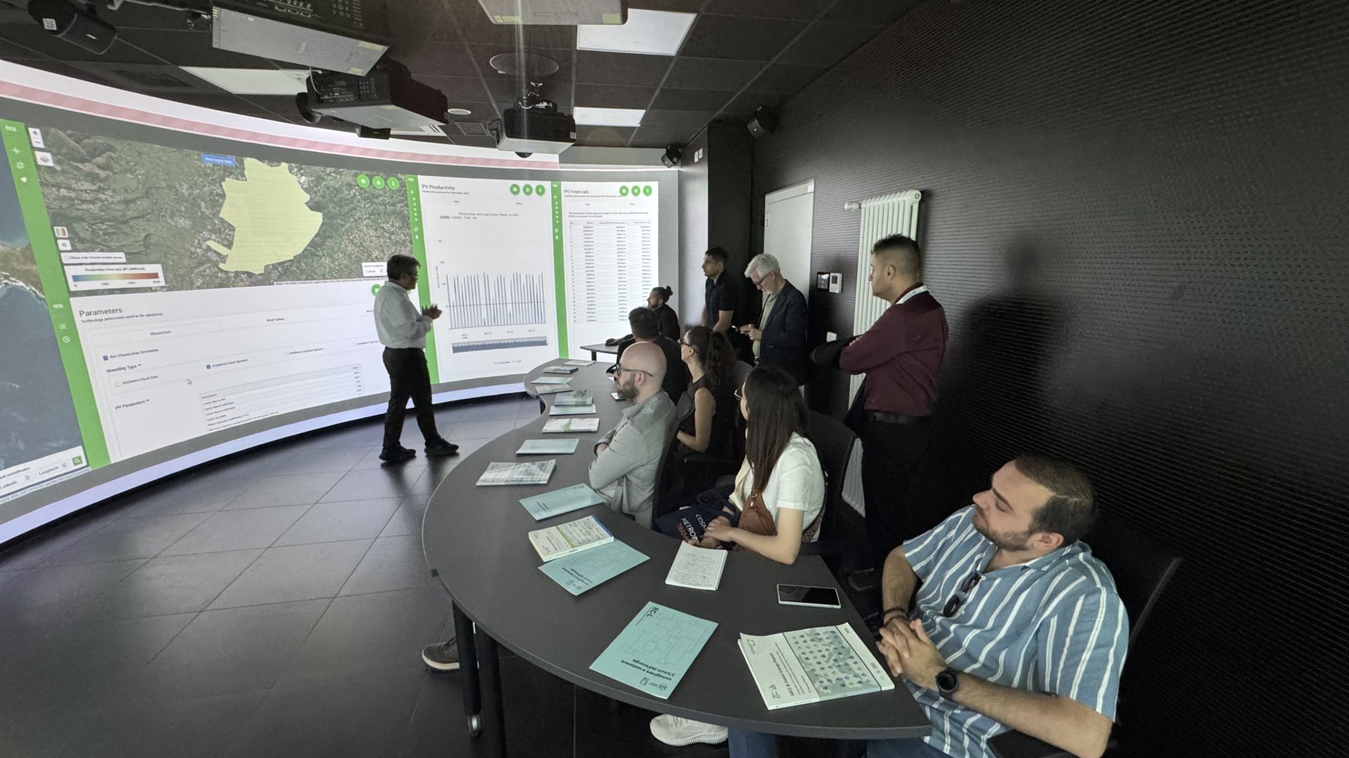 ADA Universitetinin nümayəndə heyəti İtaliyanın Turin Politexnik Universitetində işgüzar səfərdə olub (FOTO)