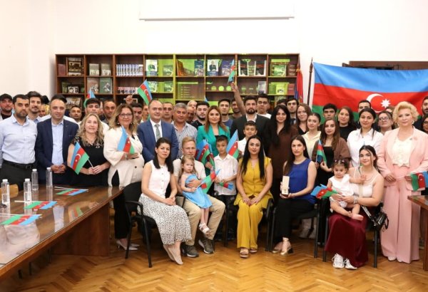 Belqradda azərbaycanlılarla görüş: yeni hədəflər və təşəbbüslər müəyyənləşdirildi (FOTO)