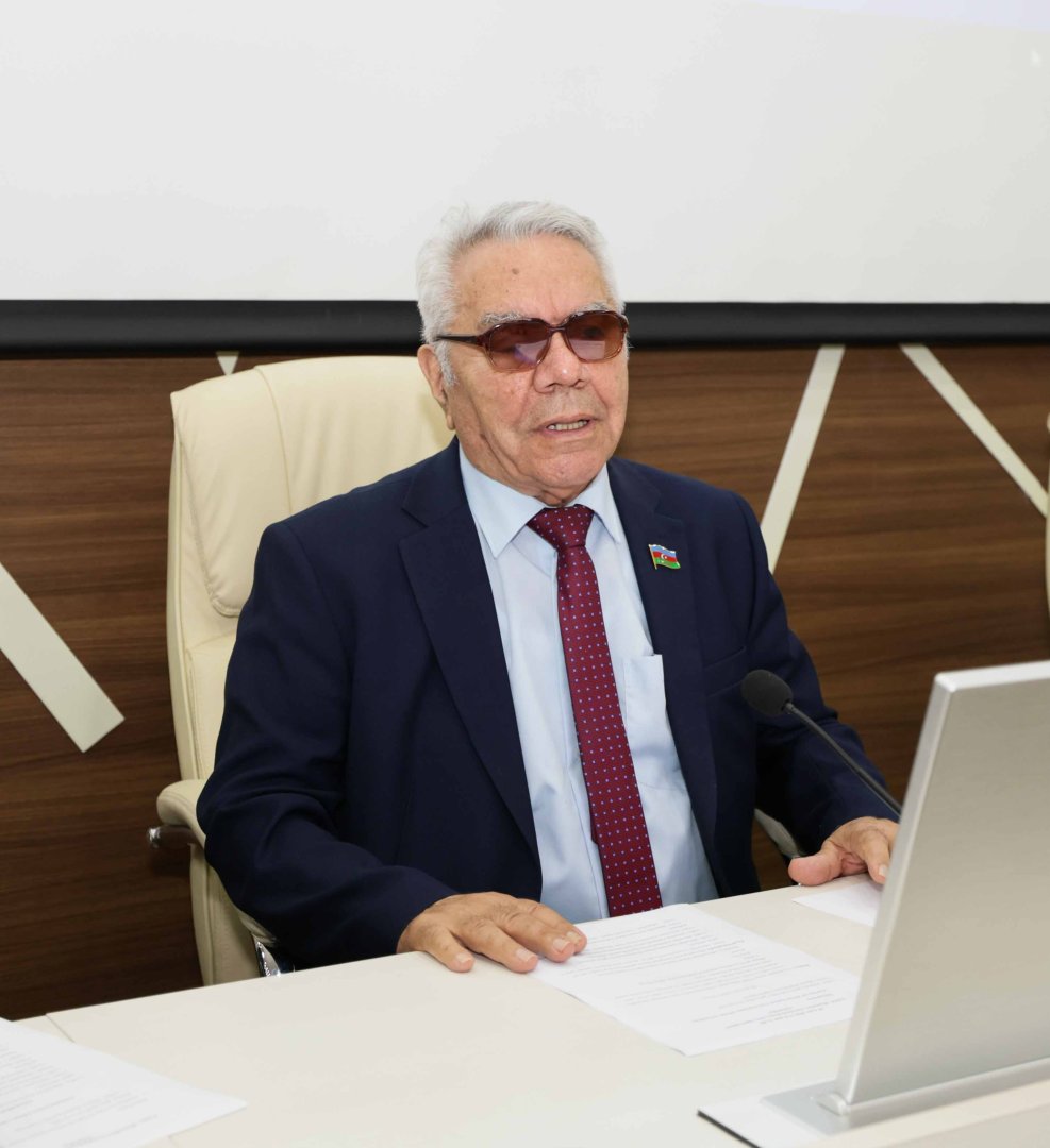 UNEC Məzunlar Assosiasiyası təsis edildi (FOTO)