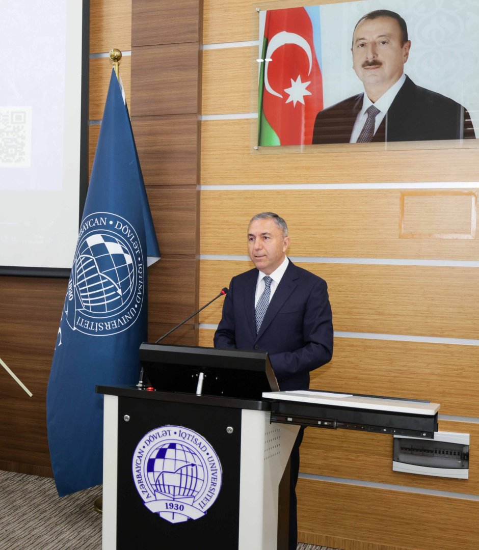 UNEC Məzunlar Assosiasiyası təsis edildi (FOTO)