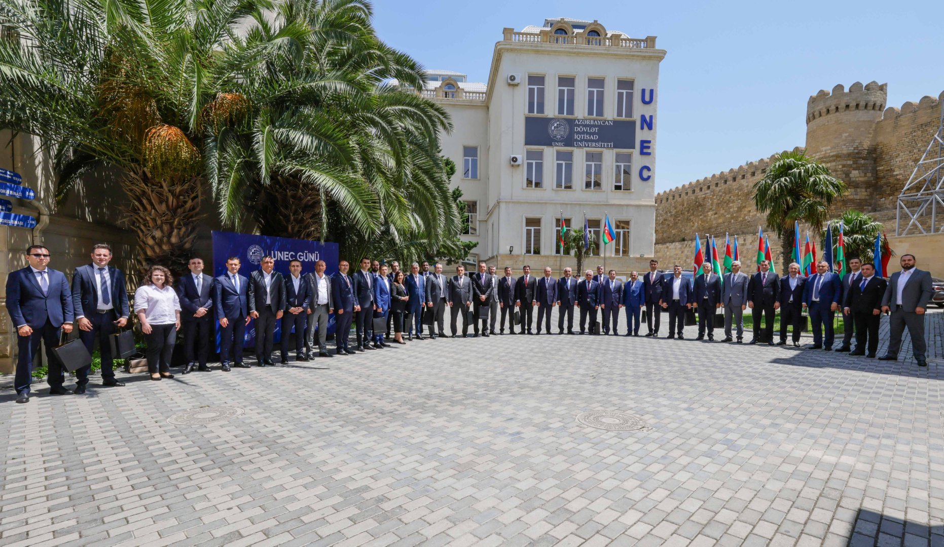 UNEC Məzunlar Assosiasiyası təsis edildi (FOTO)