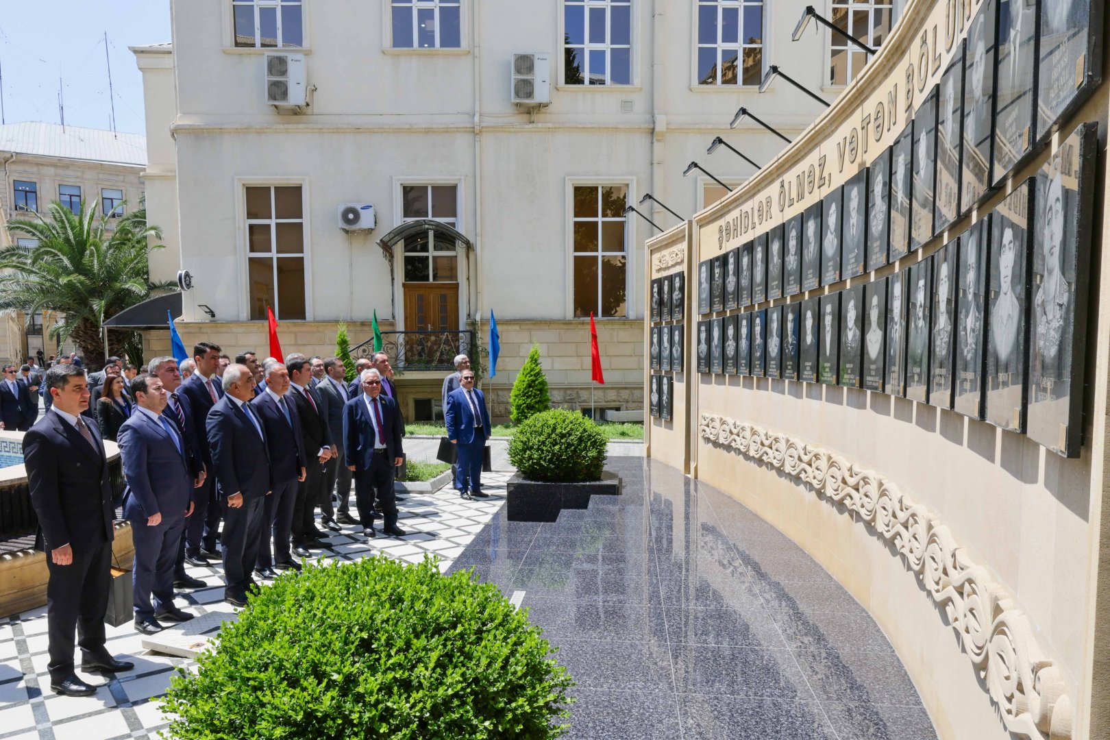 UNEC Məzunlar Assosiasiyası təsis edildi (FOTO)