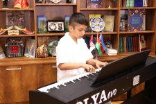 Belqradda azərbaycanlılarla görüş: yeni hədəflər və təşəbbüslər müəyyənləşdirildi (FOTO)