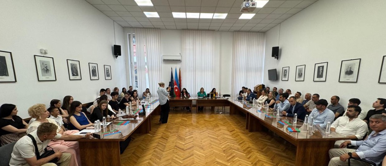 Belqradda azərbaycanlılarla görüş: yeni hədəflər və təşəbbüslər müəyyənləşdirildi (FOTO)