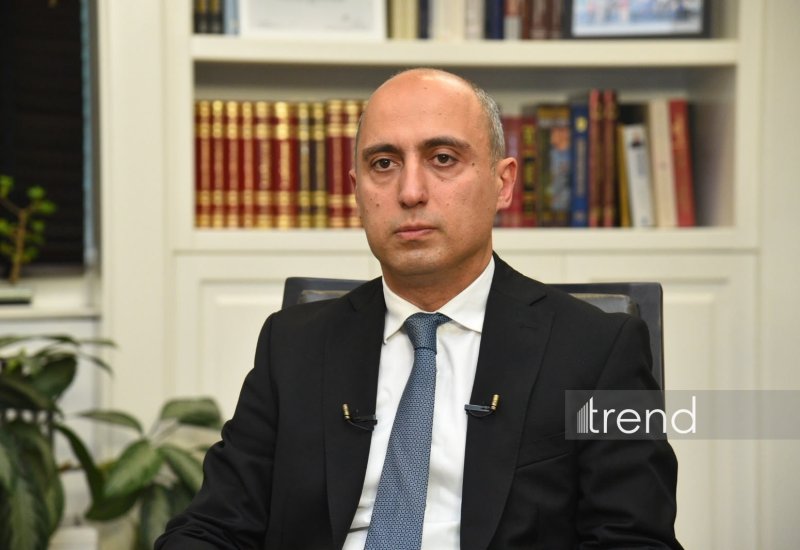 Bakıdakı tələbə sayı azaldılacaq - Emin Əmrullayev