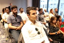 Sloveniyada keçirilən icma görüşü məhsuldar müzakirələrlə yadda qalıb (FOTO)
