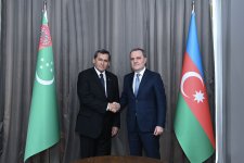 Azərbaycan-Türkmənistan münasibətlərinin vəziyyəti və inkişaf perspektivləri müzakirə olunub (FOTO)