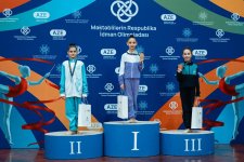 Məktəblilərin Respublika İdman Olimpiadası çərçivəsində bədii gimnastika yarışlarına start verilib (FOTO)