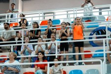 Məktəblilərin Respublika İdman Olimpiadası çərçivəsində bədii gimnastika yarışlarına start verilib (FOTO)