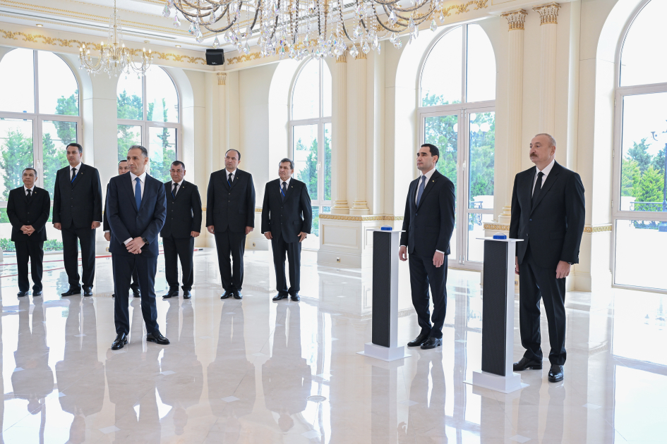 Azərbaycan Prezidenti İlham Əliyevin və Türkmənistan Prezidenti Sərdar Berdiməhəmmədovun iştirakı ilə “Dostlug” tankerinin onlayn formatda hədiyyə olunması mərasimi keçirilib (FOTO)