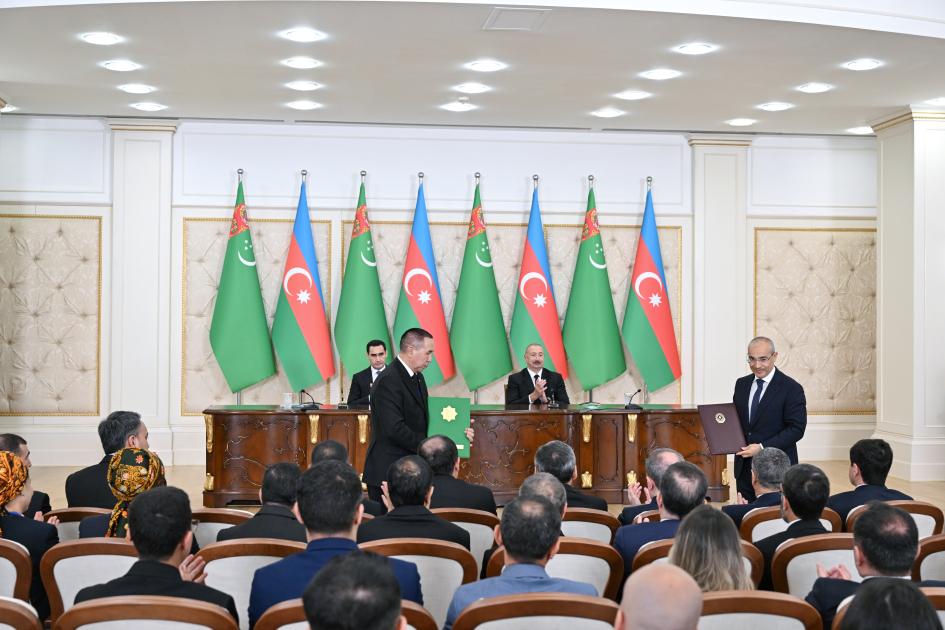 Azərbaycan-Türkmənistan sənədləri mübadilə olunub (FOTO) (YENİLƏNİB)
