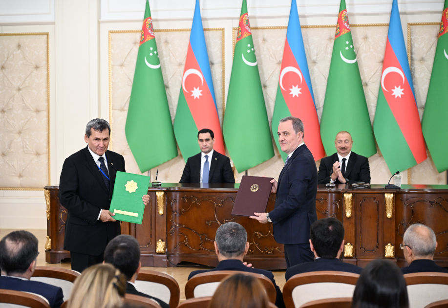 Azərbaycan-Türkmənistan sənədləri mübadilə olunub (FOTO) (YENİLƏNİB)