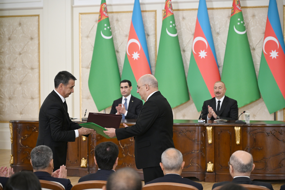 Azərbaycan-Türkmənistan sənədləri mübadilə olunub (FOTO) (YENİLƏNİB)