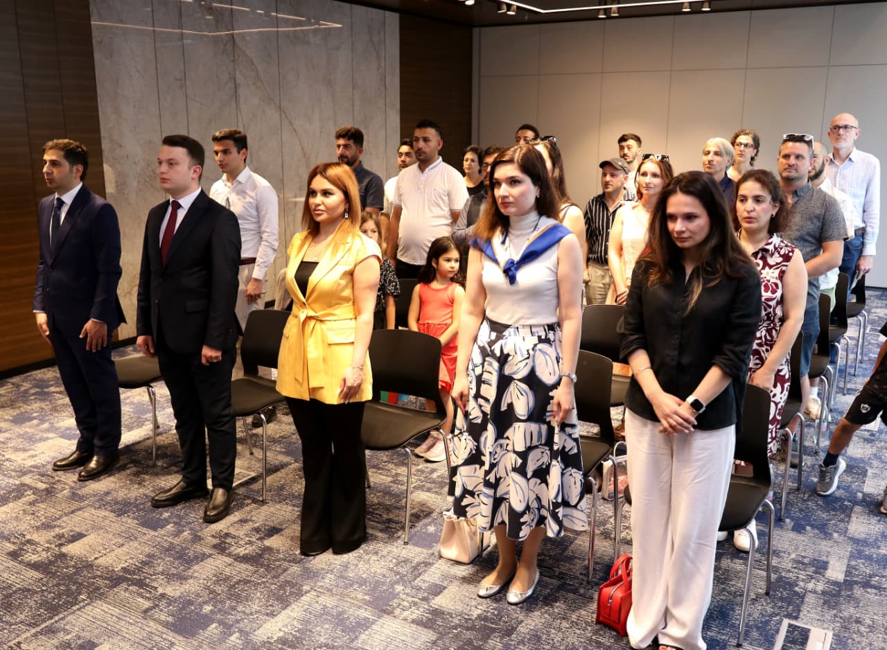 Sloveniyada keçirilən icma görüşü məhsuldar müzakirələrlə yadda qalıb (FOTO)