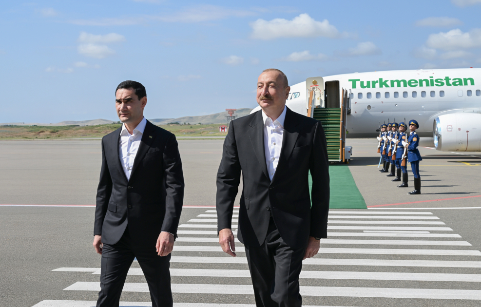 Türkmənistan Prezidenti Sərdar Berdiməhəmmədov Füzuli rayonuna gəlib (FOTO)