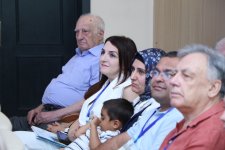 AzMİU beynəlxalq elm mərkəzinə çevrilir: 20-dən çox ölkənin nüfuzlu riyaziyyatçıları Bakıda bir araya gəldi (FOTO)