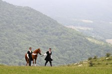 Azərbaycan Prezidenti İlham Əliyev Türkmənistan Prezidenti Sərdar Berdiməhəmmədova Qarabağ atı hədiyyə edib (FOTO)