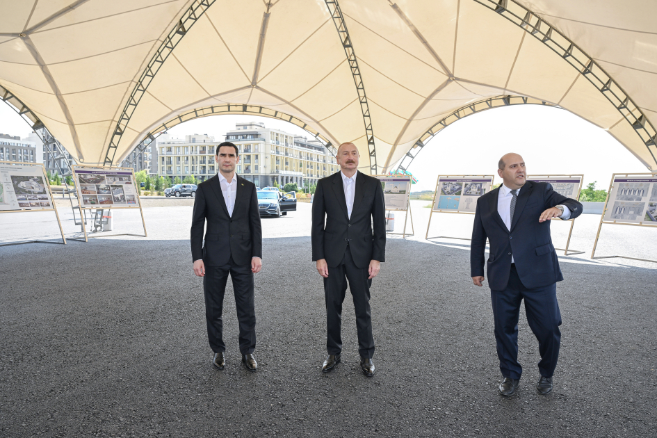 Azərbaycan Prezidenti İlham Əliyev və Türkmənistan Prezidenti Sərdar Berdiməhəmmədov Füzuli şəhərinin dağıdılmış yerlərinə baxıblar (FOTO)
