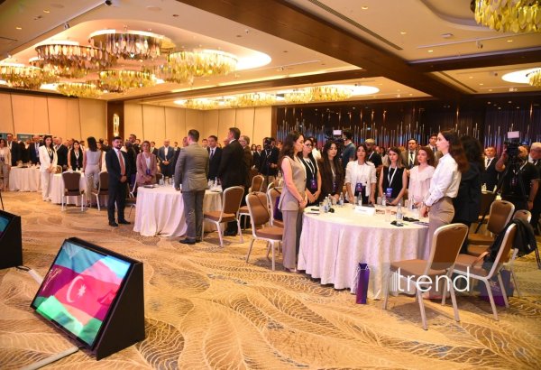 Bakıda Azərbaycan Beynəlxalq Sığorta Forumu keçirilir (FOTO)