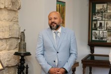 İçərişəhərdə yeni ekspozisiya yaradılıb: 162 nadir eksponat qədim şəhərin yaddaşını təqdim edir (FOTO)