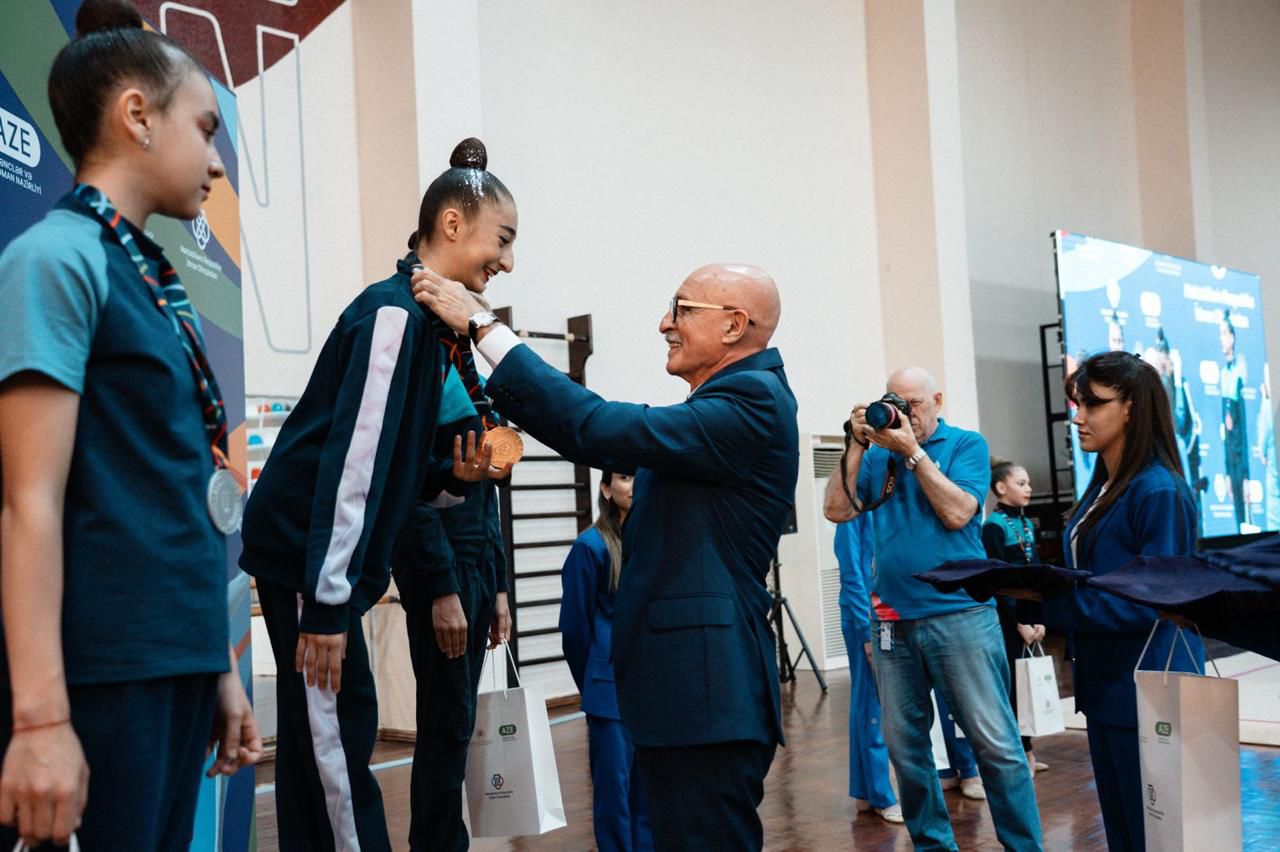 Məktəblilərin Respublika İdman Olimpiadasında üçüncü gün başa çatıb (FOTO)