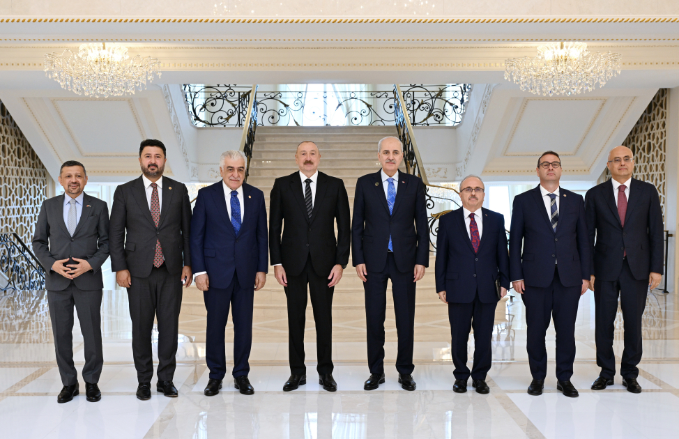 Prezident İlham Əliyev Türkiyə Böyük Millət Məclisi sədrinin rəhbərlik etdiyi nümayəndə heyətini qəbul edib (FOTO/VİDEO)