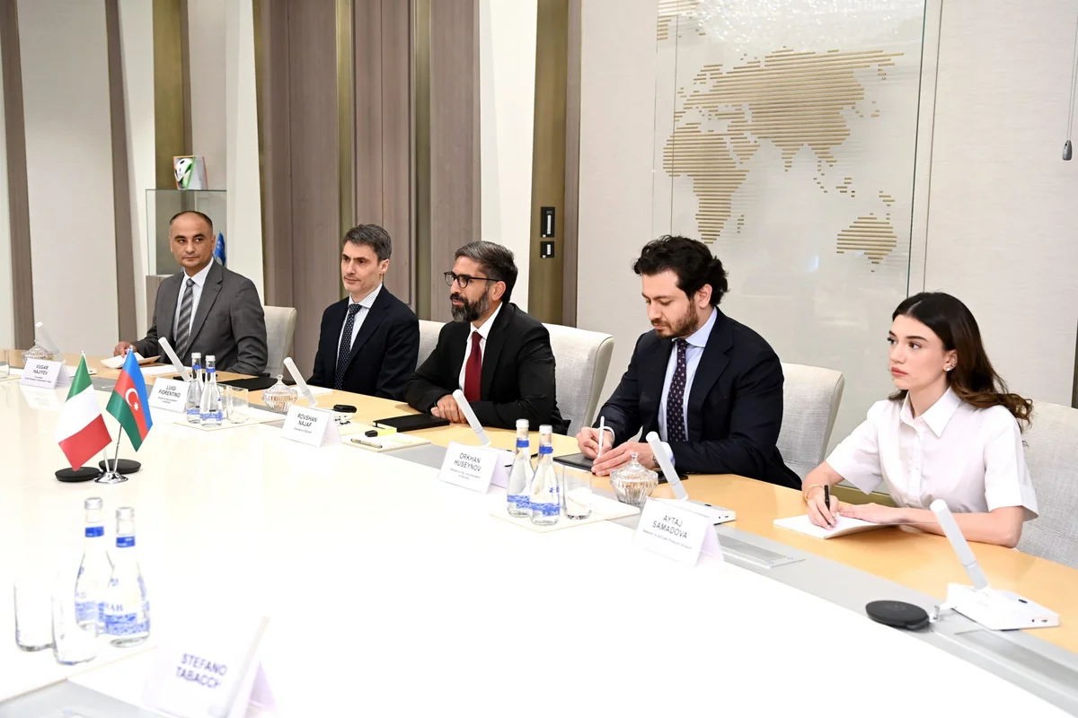 SOCAR-ın İtaliya ilə enerji təhlükəsizliyi və investisiya layihələri müzakirə edildi (FOTO)