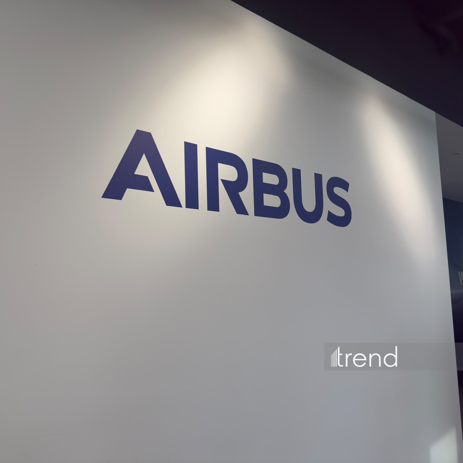 Hamburqda AZAL-ın ilk "A321neo" təyyarəsinin təhvil verilməsi ilə bağlı mediatur keçirilir (FOTO)
