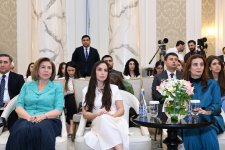 Heydər Əliyev Fondunun vitse-prezidenti Leyla Əliyeva “Qızların təhsilinə dəstək” layihəsinin II Məzun Günündə iştirak edib (FOTO)