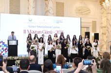 Heydər Əliyev Fondunun vitse-prezidenti Leyla Əliyeva “Qızların təhsilinə dəstək” layihəsinin II Məzun Günündə iştirak edib (FOTO)