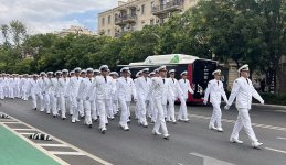 Silahlı Qüvvələr Günündə hərbi qulluqçuların yürüşləri təşkil olunub (FOTO)