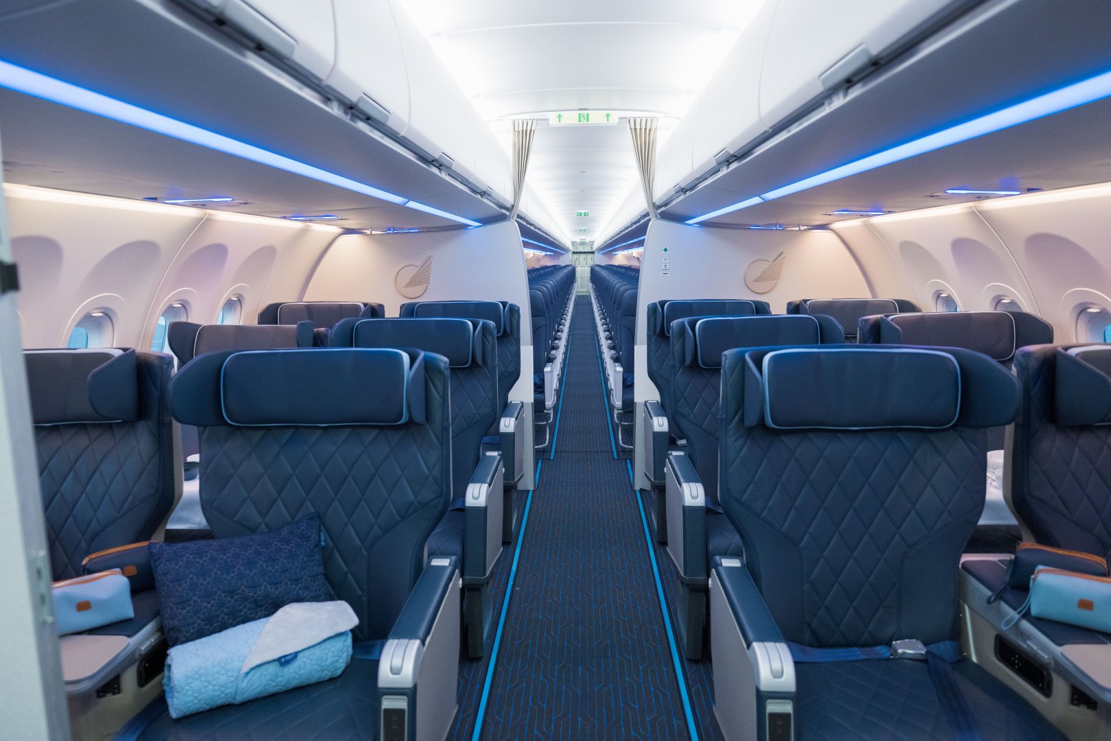 AZAL təyyarə parkına ilk yeni nəsil “Airbus A321neo”nu əlavə edib (FOTO)