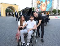 Leyla Əliyeva və Arzu Əliyeva “CandyFest” yay festivalını ziyarət edib və “Sehrli mirvari” su sirki şousunu izləyiblər (FOTO)