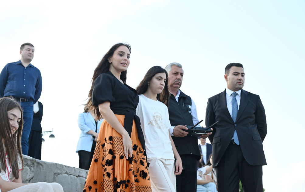 Leyla Əliyeva və Arzu Əliyeva Dənizkənarı Milli Parkda açılış və təqdimat mərasimlərində iştirak ediblər (FOTO)