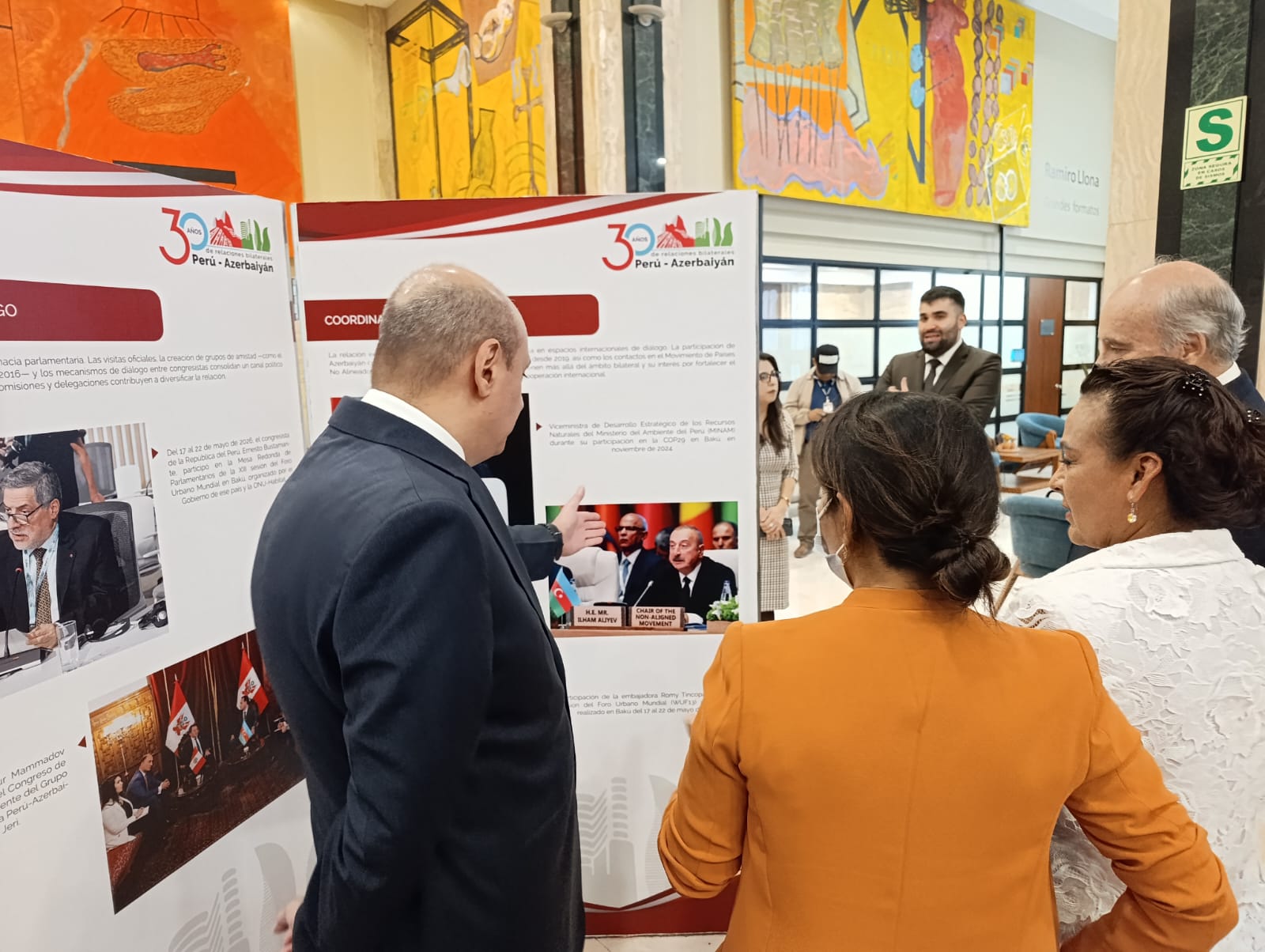 Azərbaycan və Peru arasında diplomatik münasibətlərin qurulmasının 30 illiyinə həsr olunmuş sərginin açılış mərasimi keçirilib (FOTO)